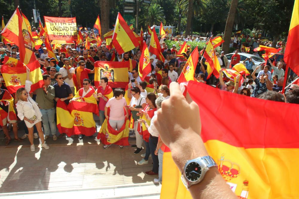 Cientos de malagueños protesta por el referéndum