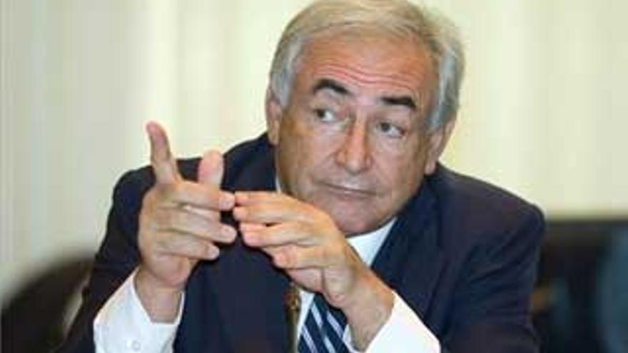 Strauss-Kahn elegido nuevo director del Fondo Monetario Internacional