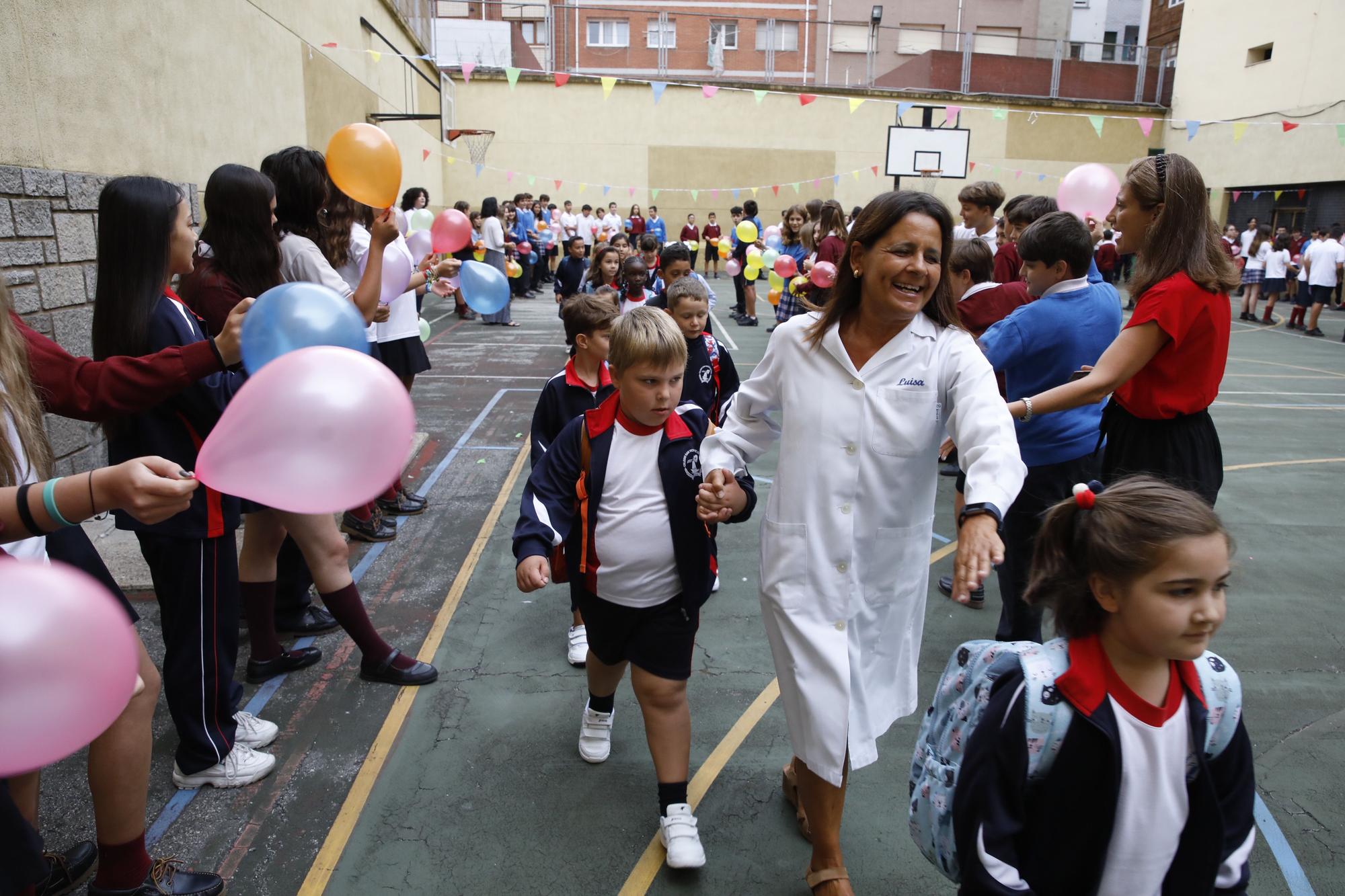 El colegio San Vicente de Paúl vuelve a abrir sus puertas a los alumnos