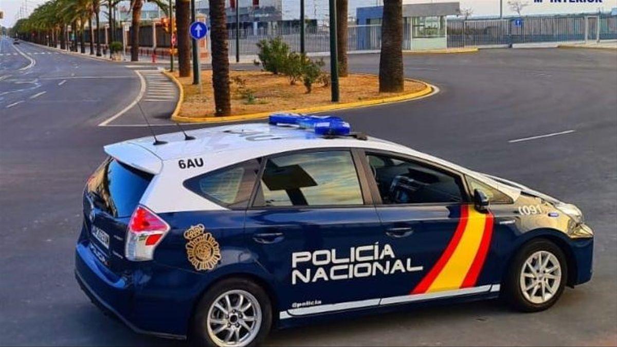 Imagen de archivo de un coche de la Policía Nacional.