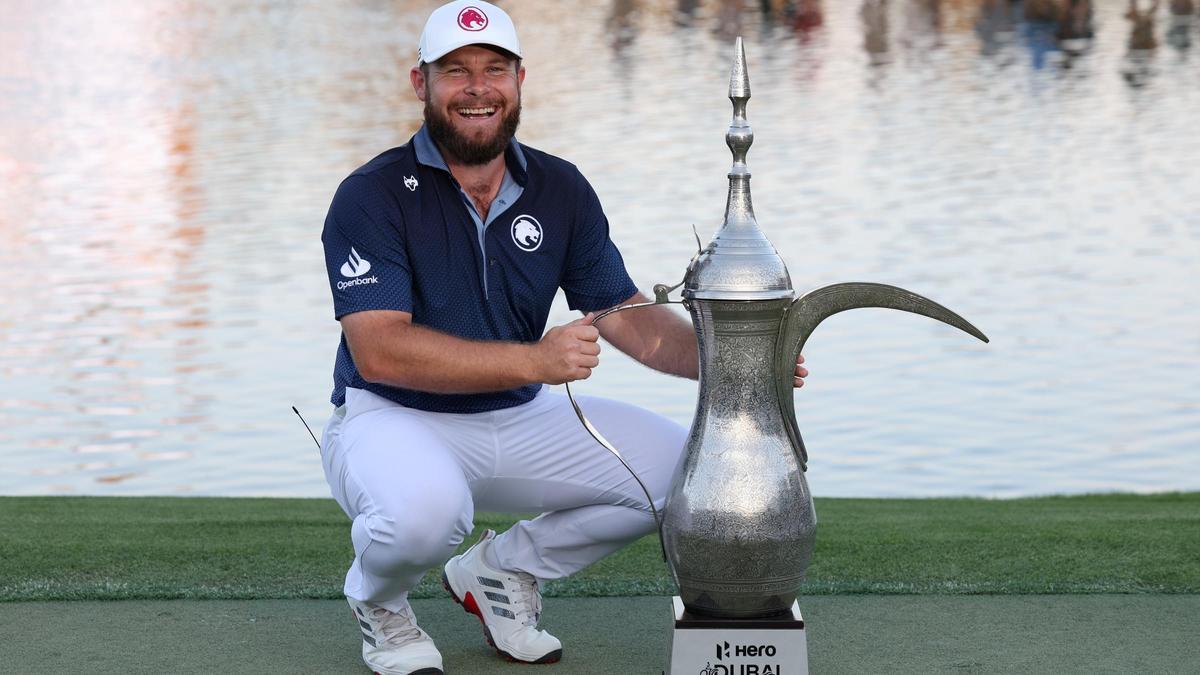 Tyrrell Hatton empieza la temporada con una gran victoria en Dubai