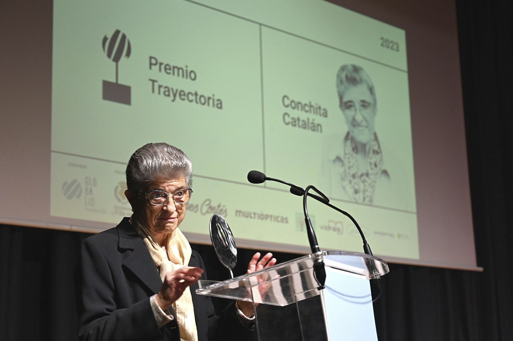 Premio Trajectoria Conchita Catal�n Premis Globalis 2023 (3).JPG