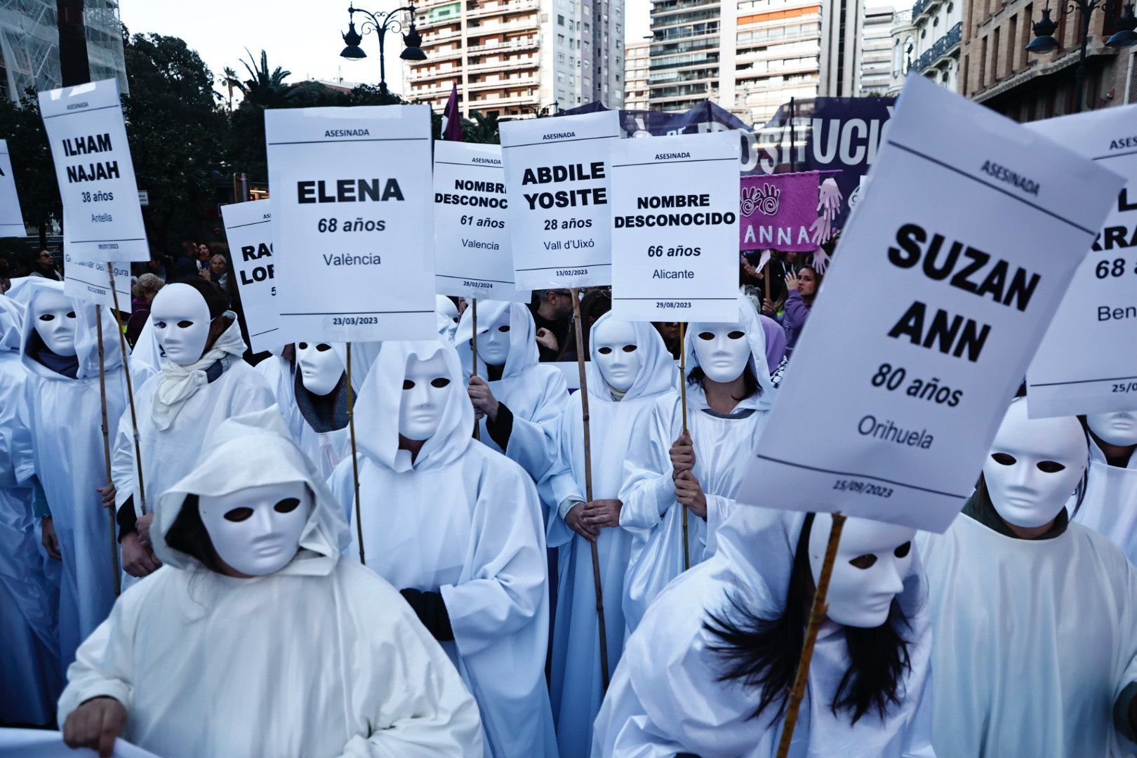 La manifestación del 8M en València, en imágenes