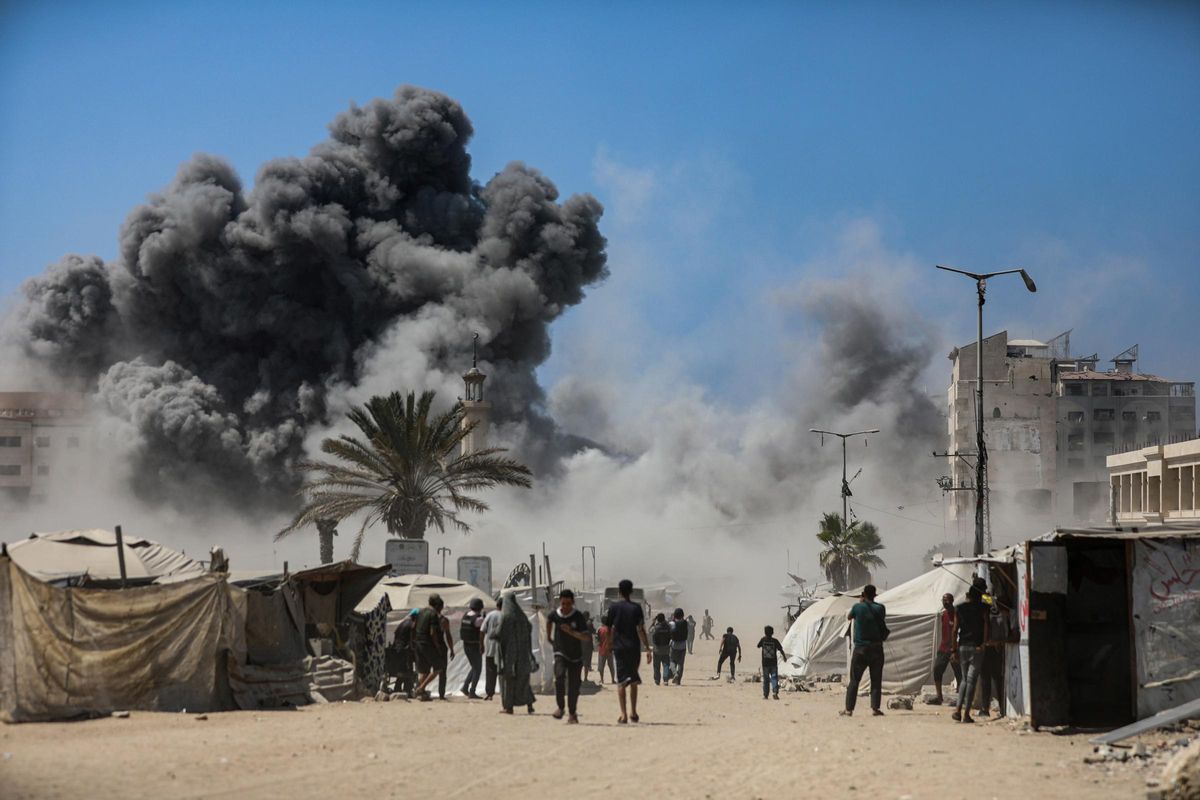 Israel fa caure els últims grans edificis de la Ciutat de Gaza i designa una altra ‘zona humanitària’ al sud Israel fa caure els últims grans edificis de la Ciutat de Gaza i designa una altra ‘zona humanitària’ al sud