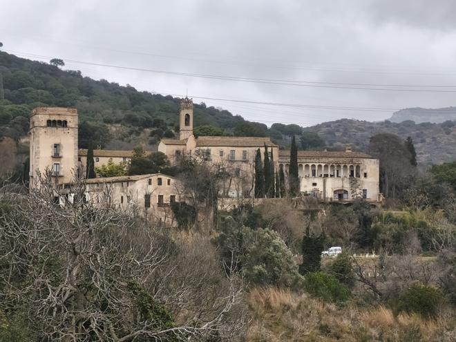 Albiol expropia el monasterio de Sant Jeroni de la Murtra para convertirlo en un museo sobre el descubrimiento de América