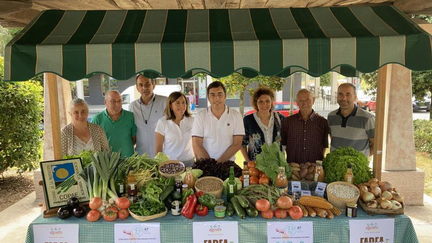 El concurso de ganado, con 443 reses, y la feria de agricultura ecológica, con 58 expositores, ponen a Llanera en el centro del sector primario de Asturias