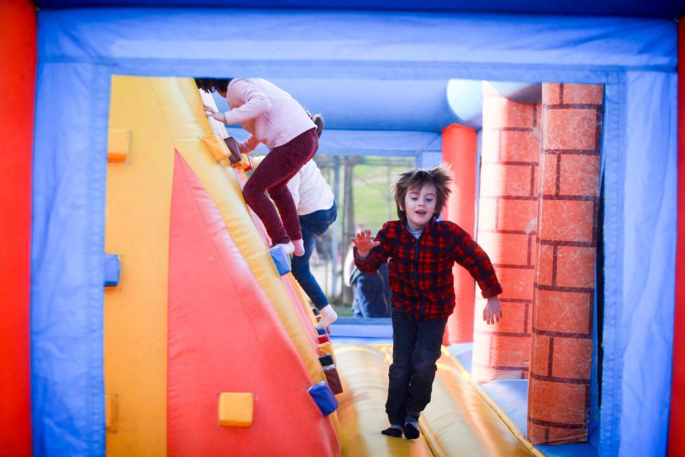 Sant Sebastià se acerca a los niños con la fiesta de sa Riera