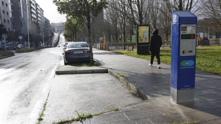 O Pleno municipal de Compostela acorda, cos votos de PP e PSdeG, eliminar a zona ORA en Santa Marta