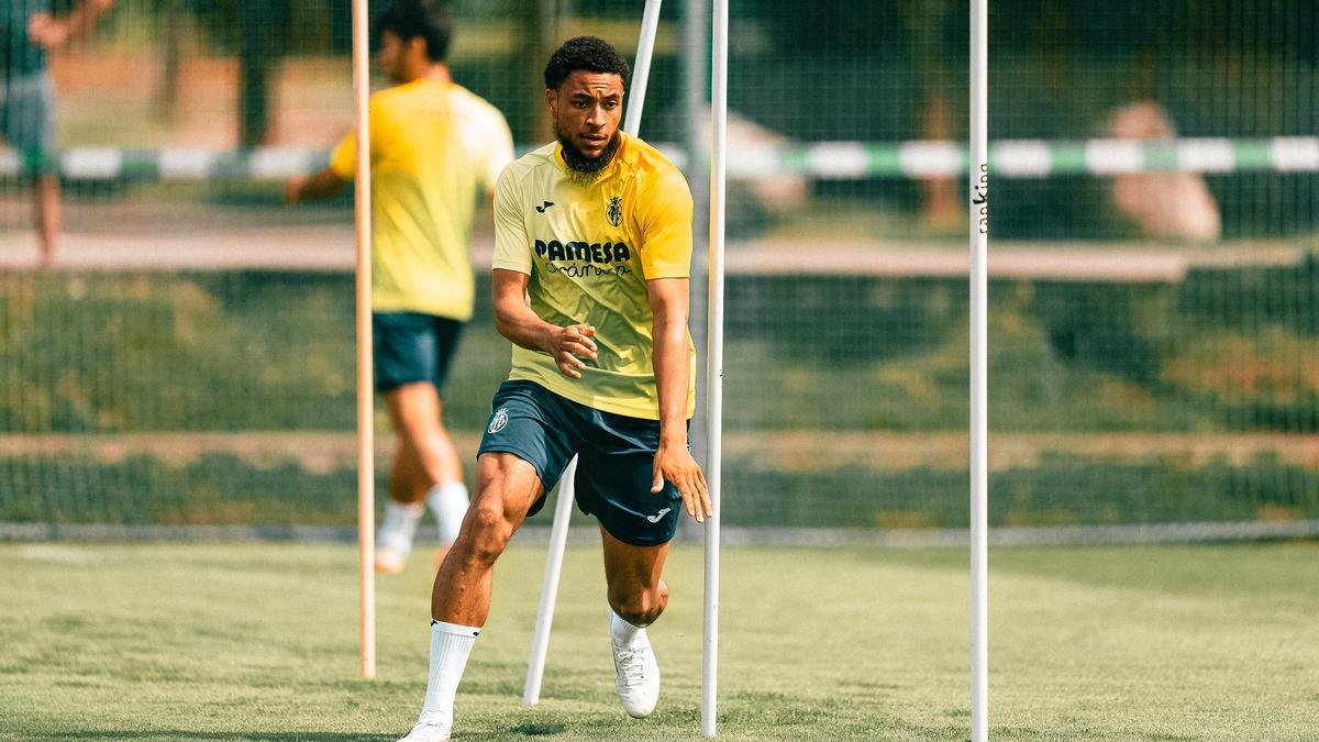 Danjuma durante un entrenamiento con el Villarreal en pretemporada.