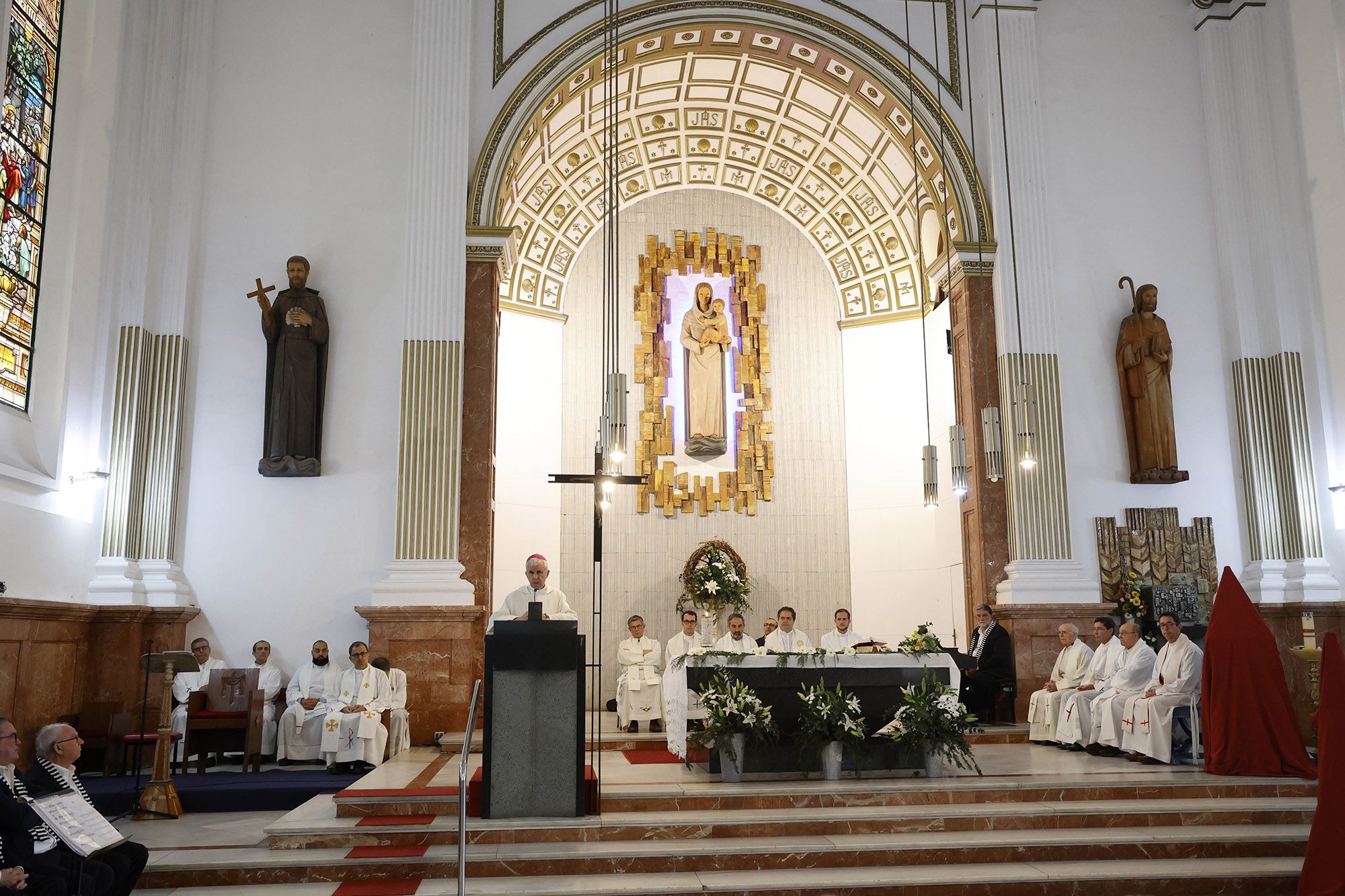 Acto institucional y misa por el 150 aniversario del Apóstol Santiago