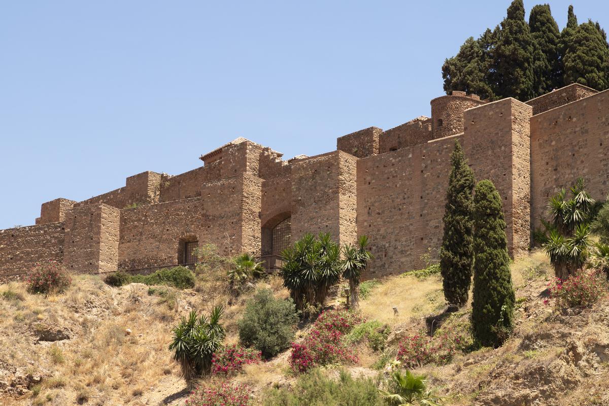Antiguas ruinas del Teatro Romano a los pies de la Alcazaba, Málaga