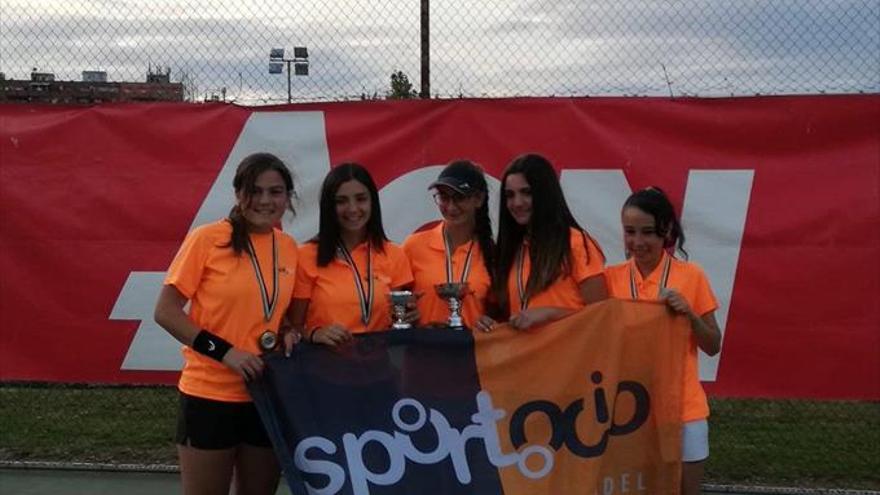 Cabezarrubia y SportOcio se proclaman campeones de la categoría junior