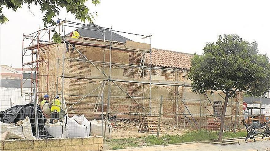 Las obras de la ermita de Consolación de Bujalance continúan a buen ritmo