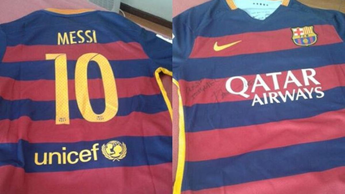 La camiseta que mandó Messi a Ham