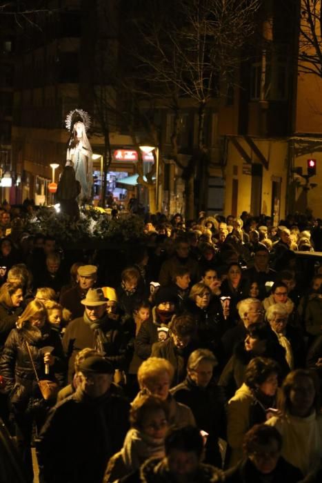 Procesión de las antorchas en Lourdes (Zamora)