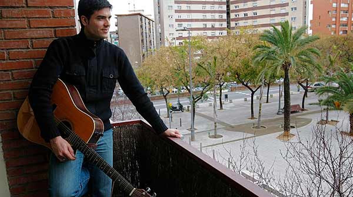 El músic i presentador Javier Estrada mostra els seus racons preferits de Nou Barris.