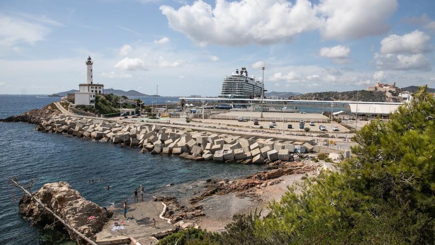 Identificado el cadáver de la mujer que apareció flotando en Ibiza