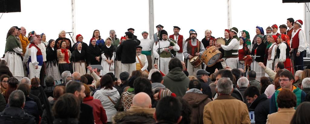 Por San Blas, que nos quiten lo bailao