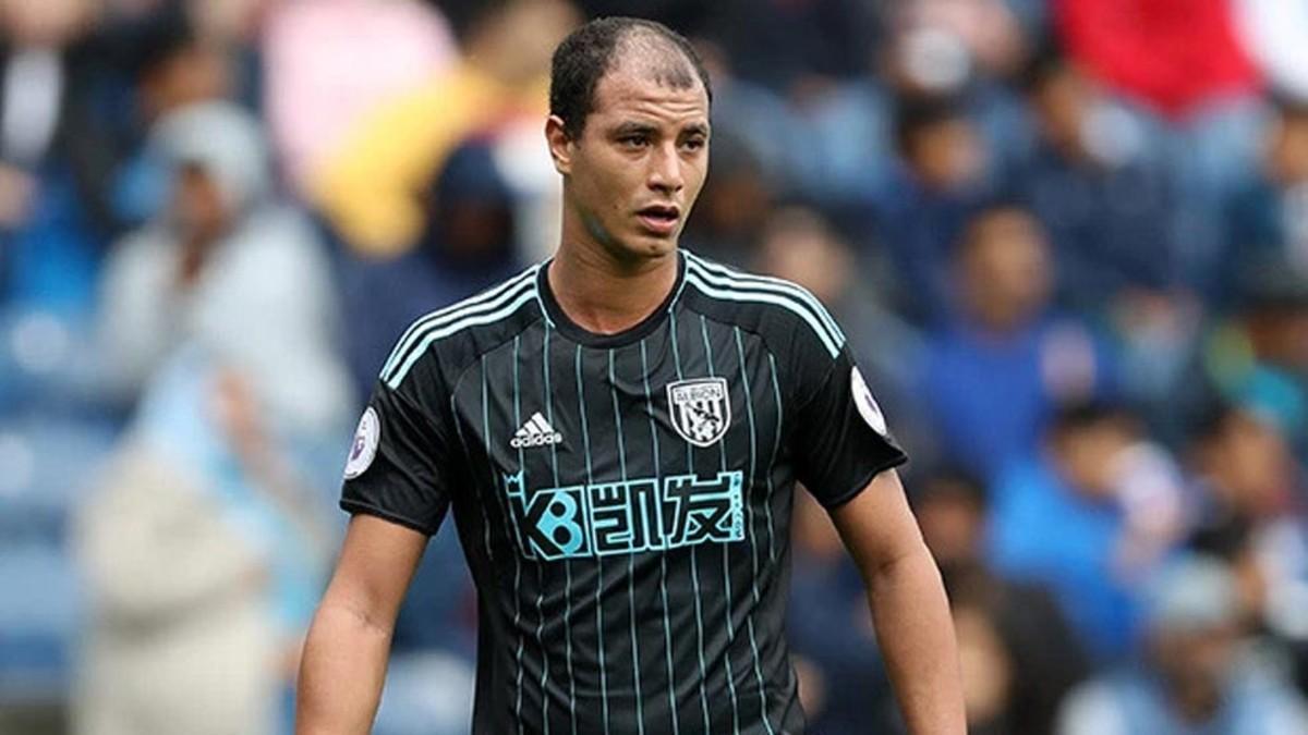 Chamakh, vistiendo la camiseta del Cardiff esta temporada