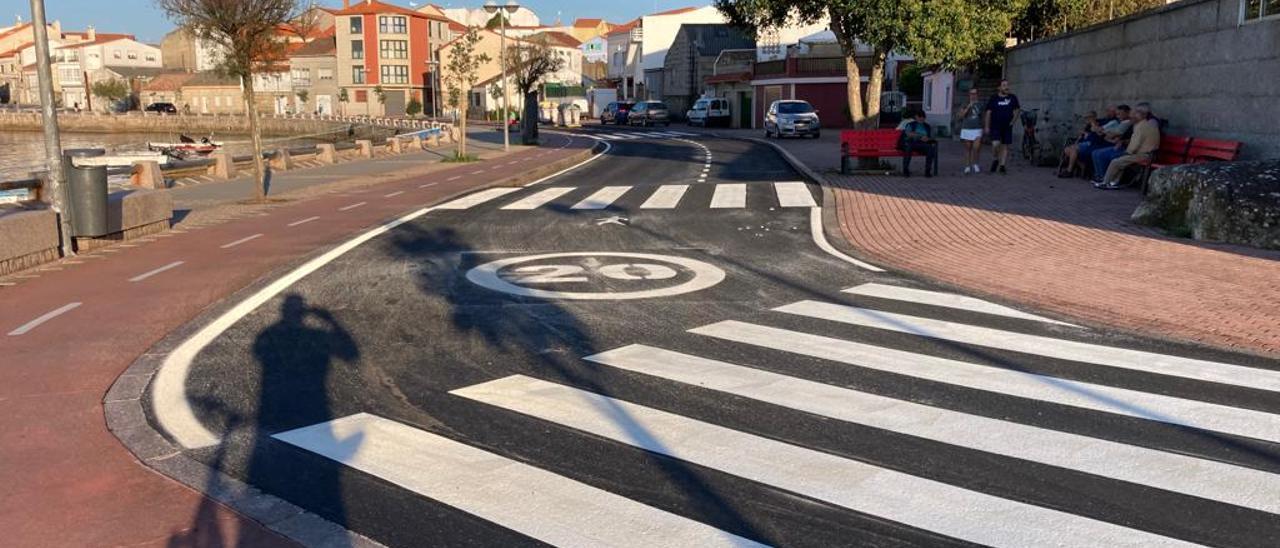 Una zona que suscitó polémica, ante el temor a que el bus invada el carril bici, a pesar de estar limitada a 20 kilómetros por hora.  | //  FDV