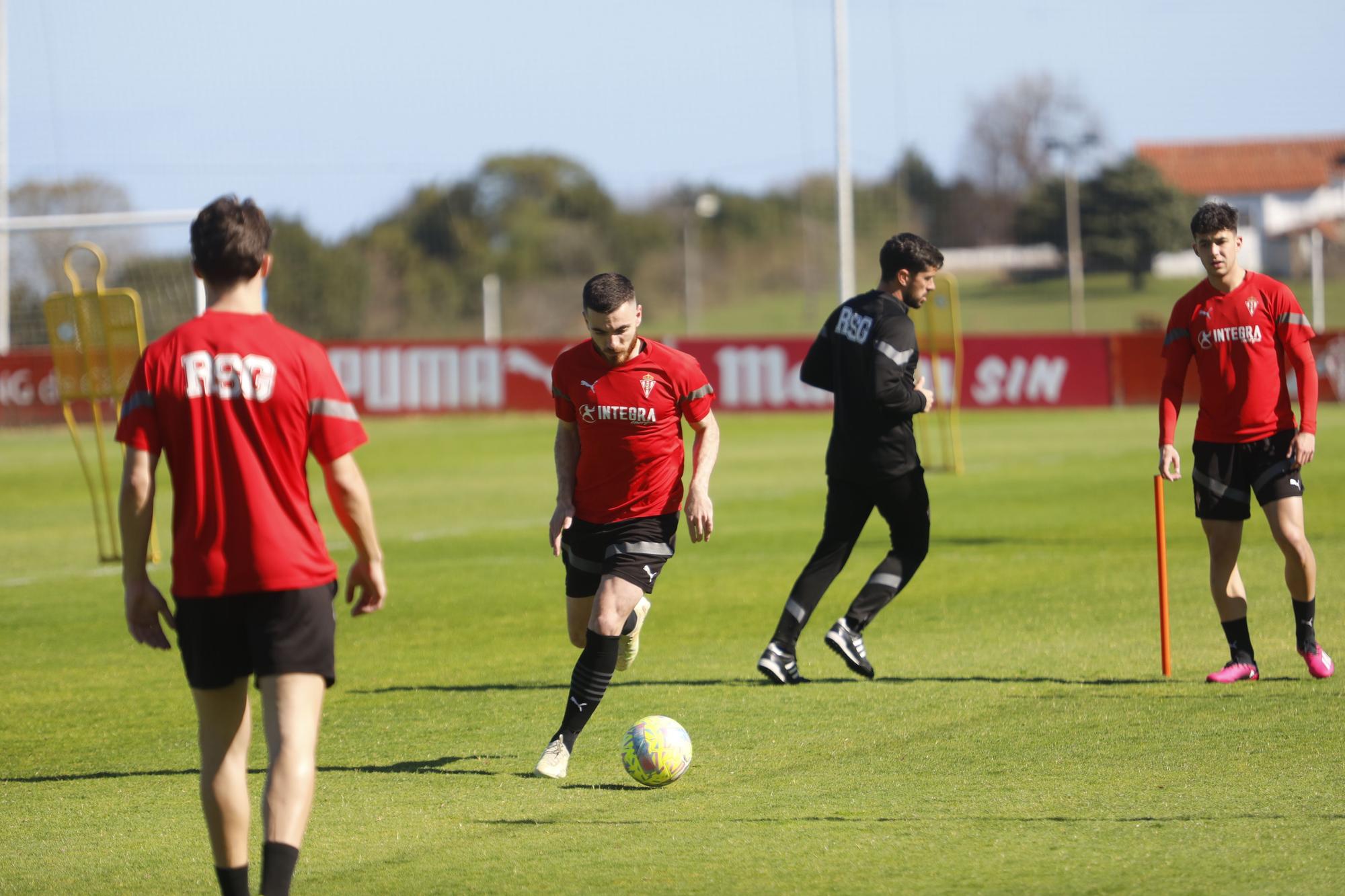 Alejandro Irarragorri, en Gijón ante el importante partido del Sporting frente a Las Palmas