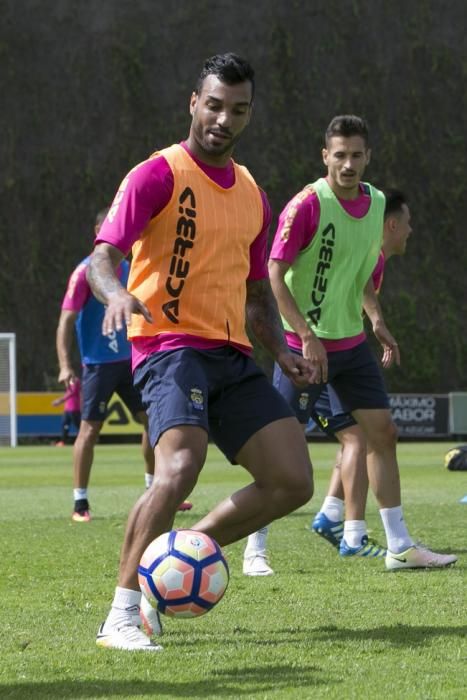 FÚTBOL PRIMERA DIVISIÓN UD LAS PALMAS