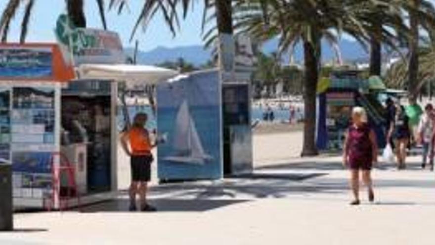 Capitania Marítima autoritza a Roses les boies i el trànsit marítim de l&#039;estiu