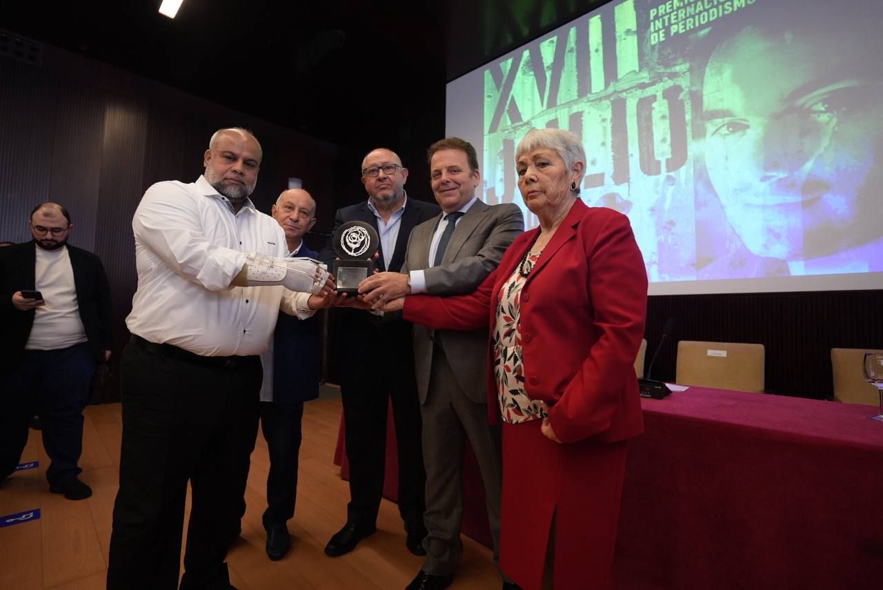 La entrega del 17º Premio de Periodismo Julio Anguita Parrado, en imágenes