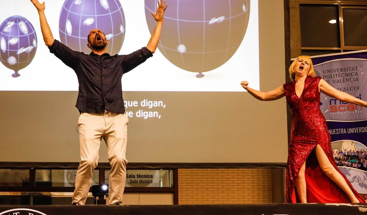 La ciencia con humor en Alcoy