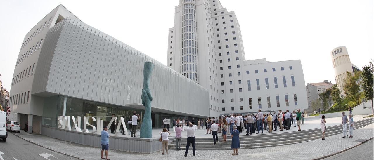 Acto de presentación de la plaza que preside la Ciudad de la Justicia.