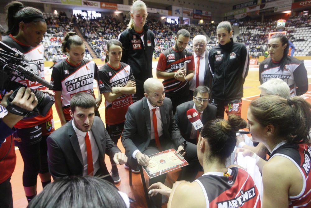 Les millors imatges de l''Uni - Avenida (61-66)