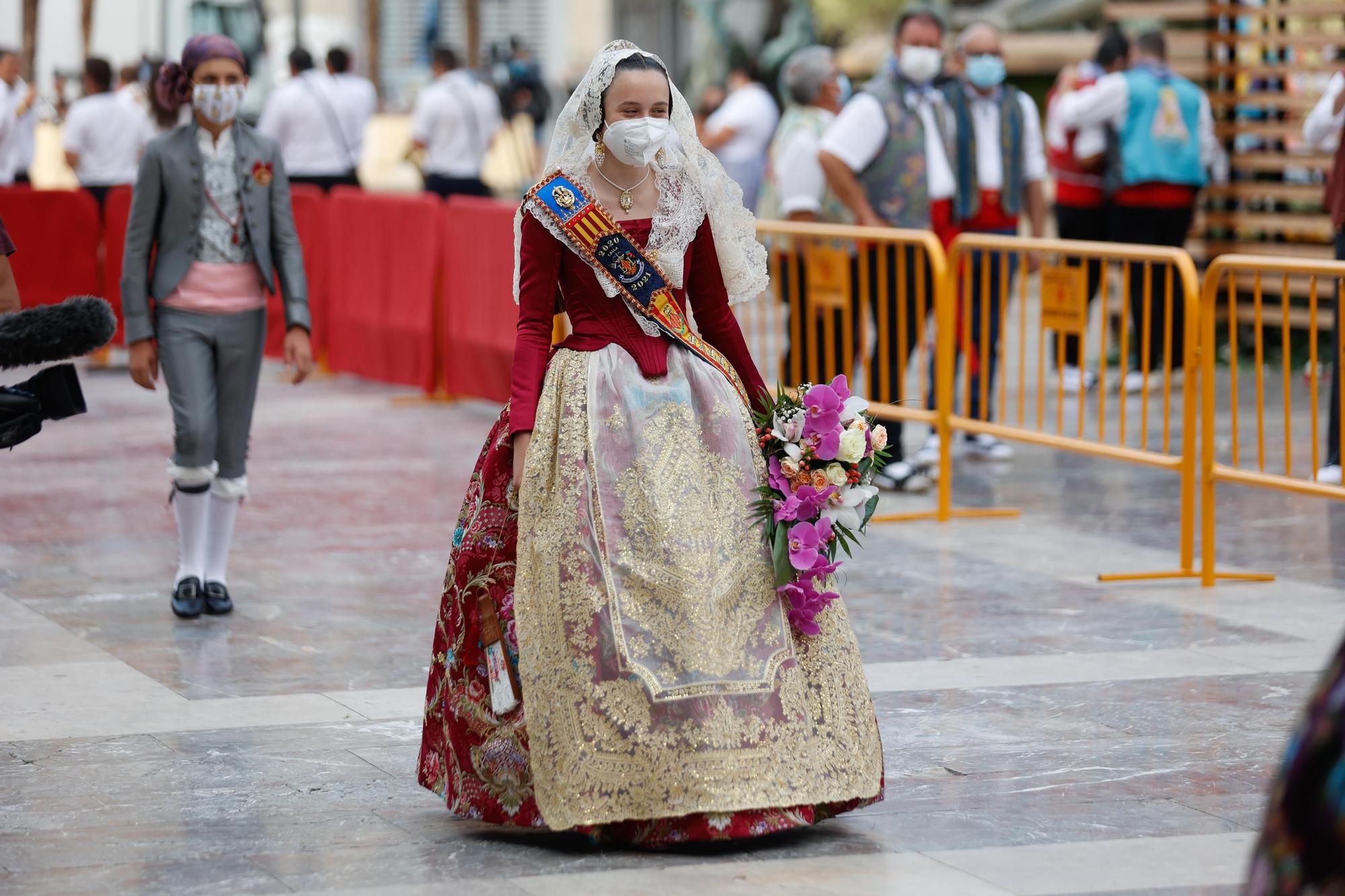 Búscate en el segundo día de Ofrenda por la calle Caballeros (entre las 17.00 y las 18.00 horas)