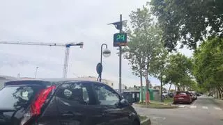 Benicàssim instala dos semáforos pedagógicos para bajar la velocidad en dos tramos