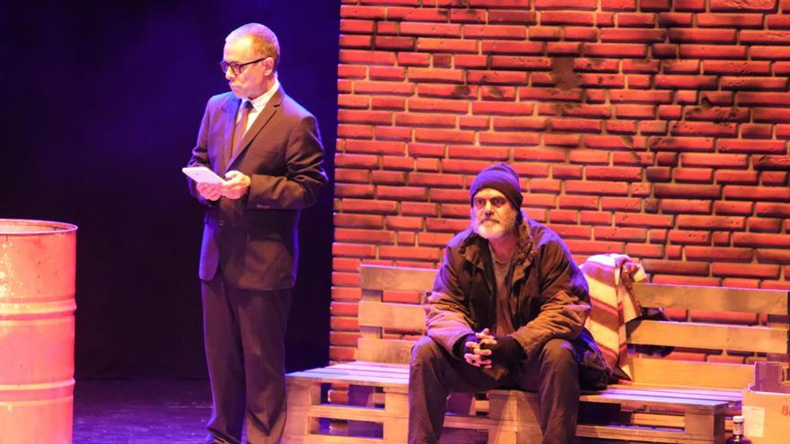 El certamen presenta las cuatro obras finalistas.