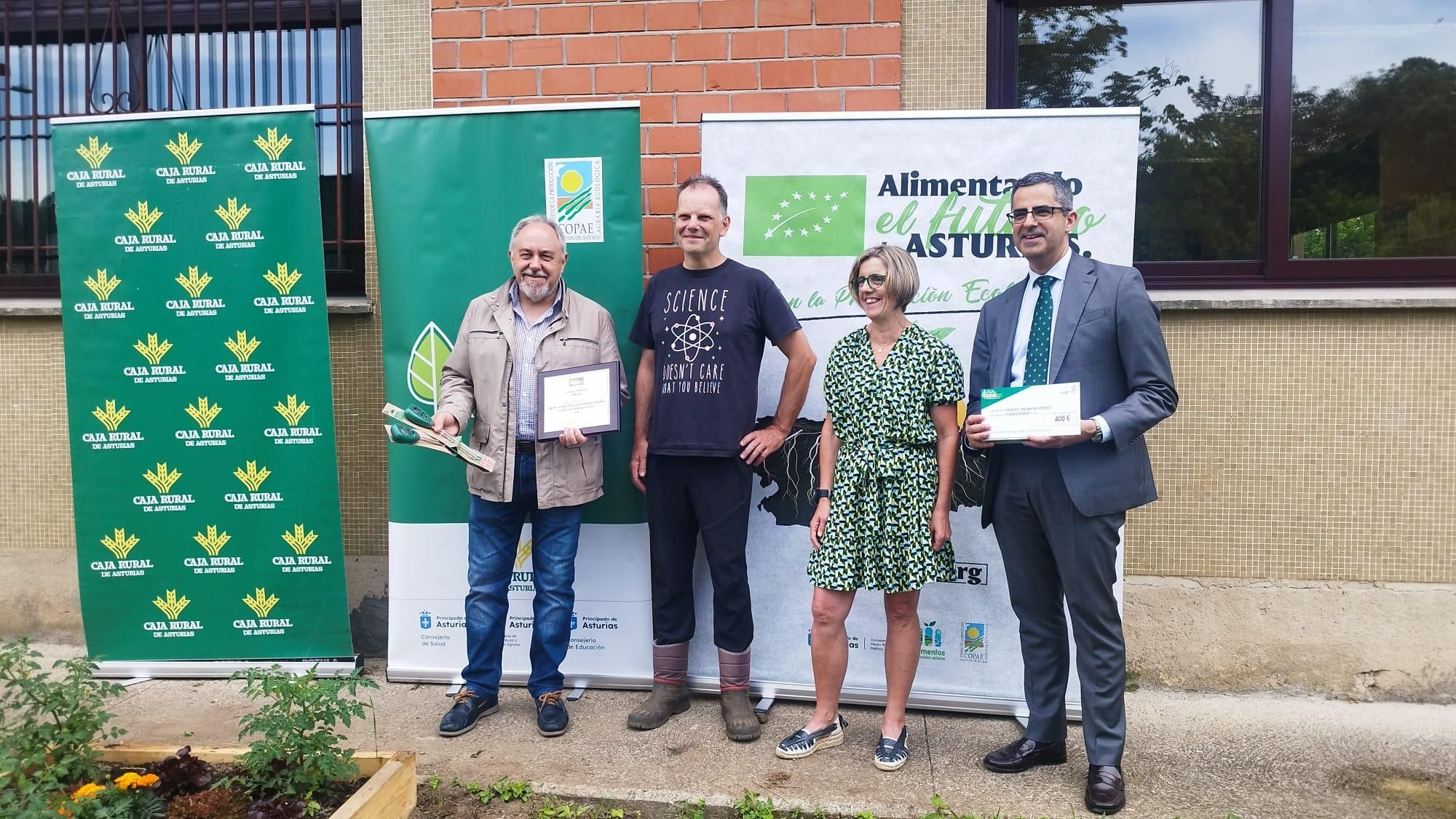 Medalla de Innovación para el huerto escolar del CEIP L'Ablanu de Infiesto