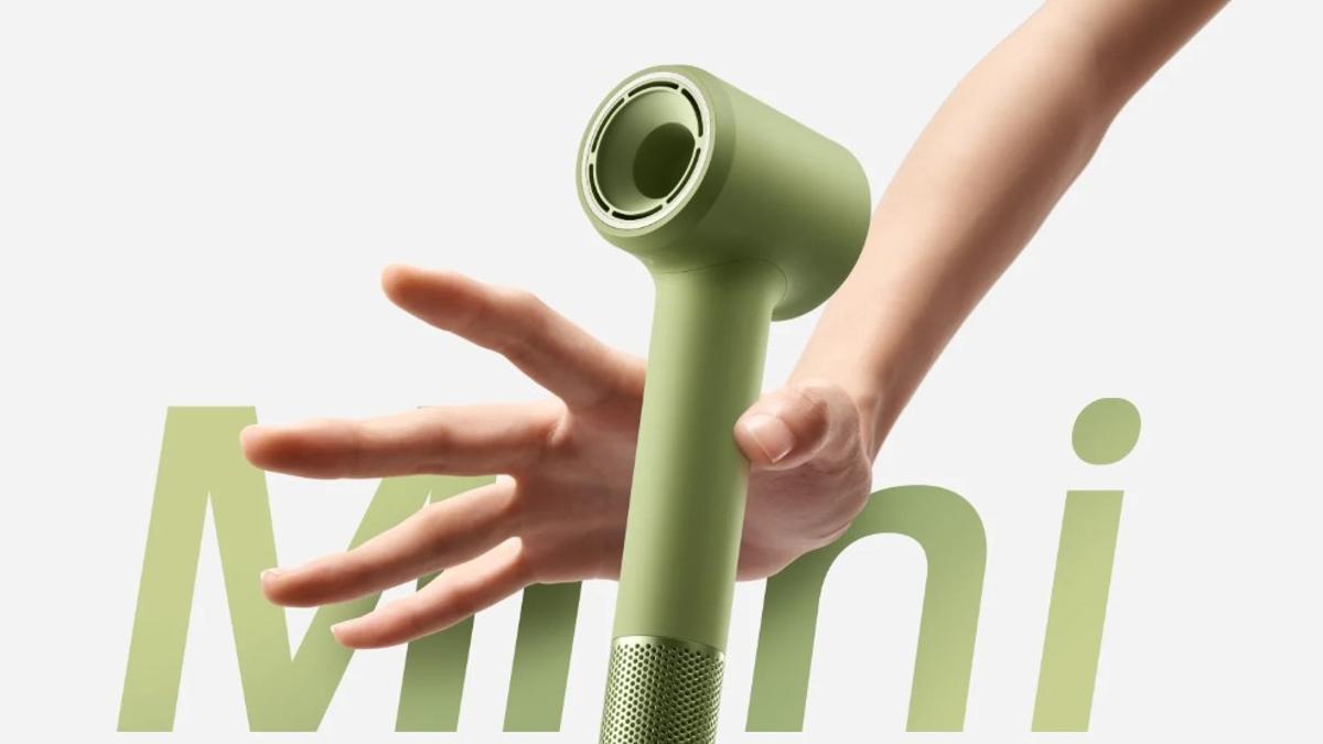 Güçlü mini model saç kurutma makinesi