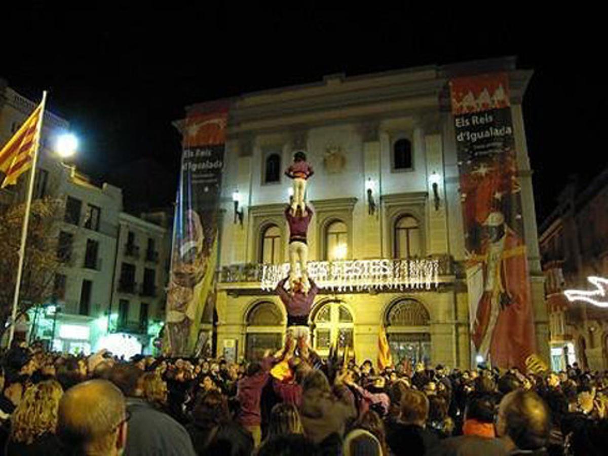 A Igualada (Anoia) a més de manifestar-se es van fer castells com a símbol de la cultura catalana.