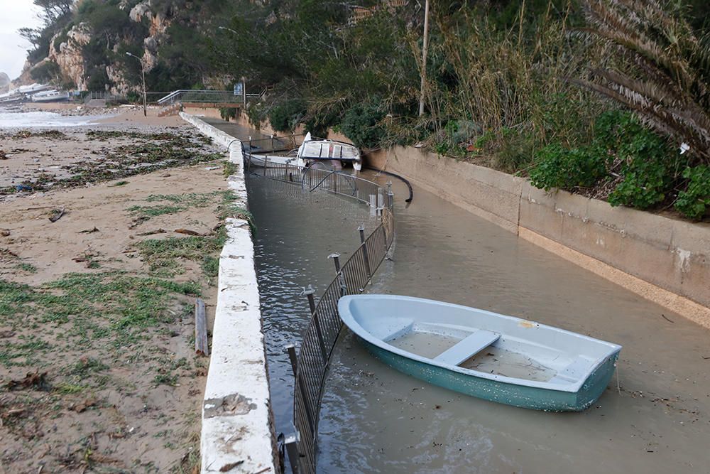 Temporal en el Port de Sant Miquel.