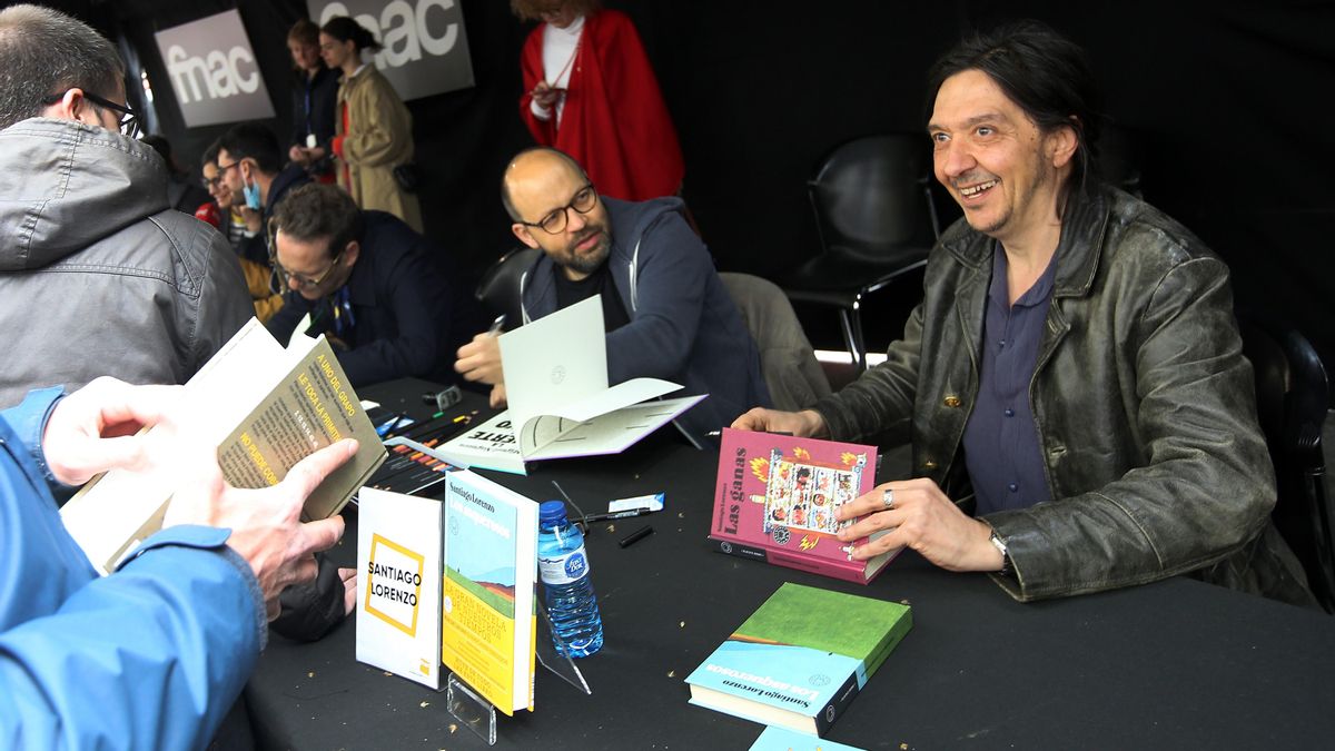 Sant Jordi 2022: l’última firma de Santiago Lorenzo abans de ‘Tostonazo’ Sant Jordi 2022: l’última firma de Santiago Lorenzo abans de ‘Tostonazo’