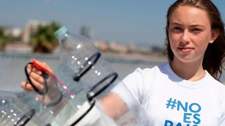 Olivia Mandle, la cèlebre activista de 16 anys que vetlla pel mar Mediterrani des de Palafrugell