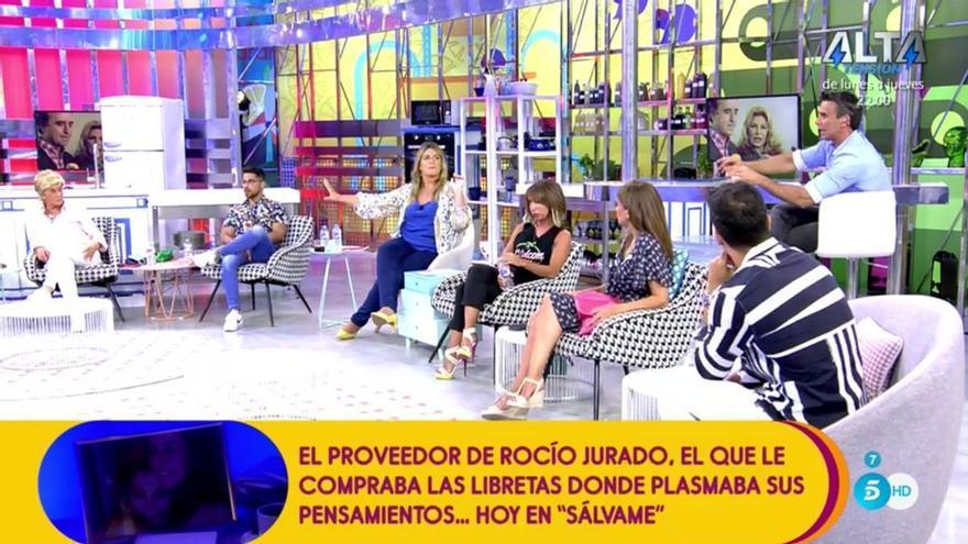 Pillan a un colaborador de Sálvame robando 50 euros en directo