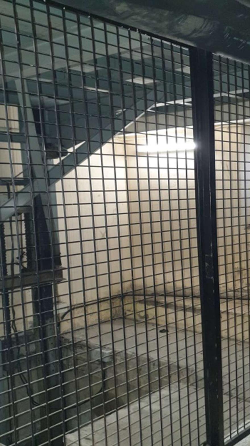 Lope de Vega. Cerramiento sótano.