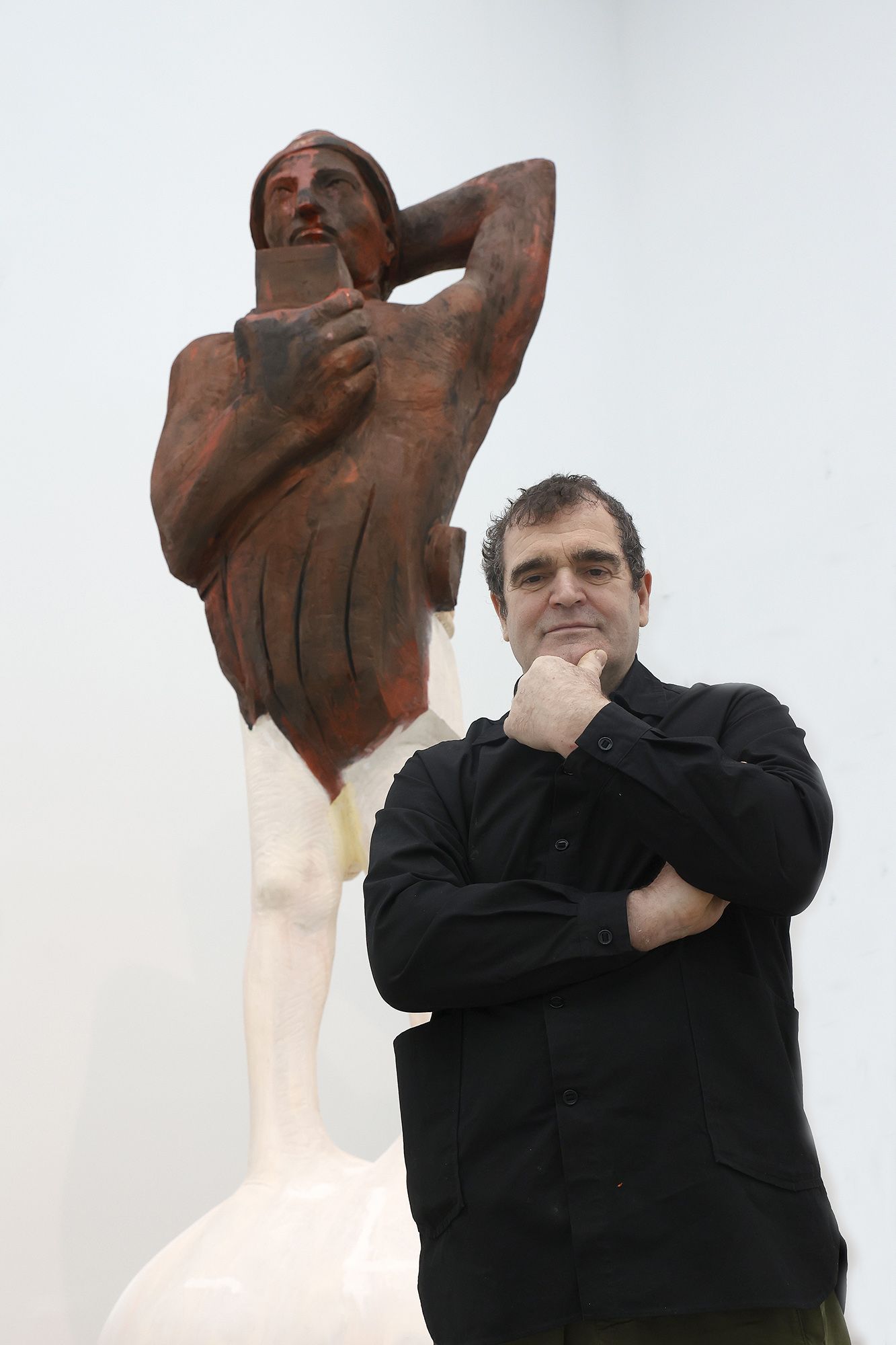 Leiro inaugura su primera exposición en un museo en Vigo