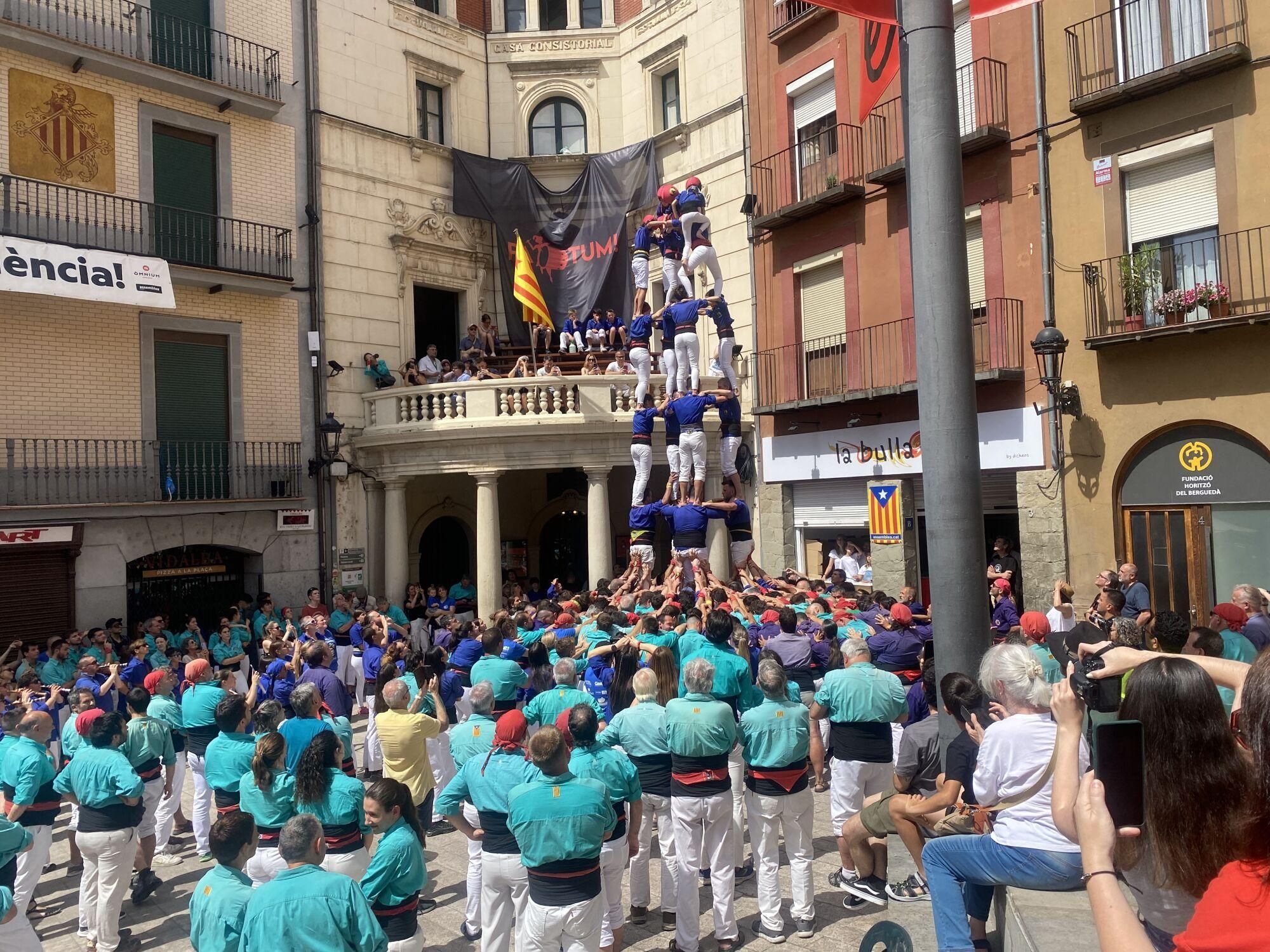 Diada dels Quatre fuets de Berga - Castellers