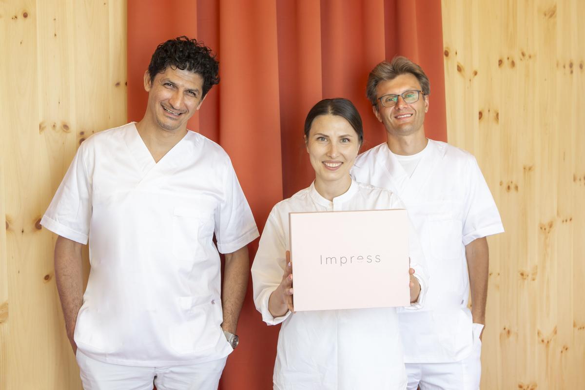 Los fundadores de Impress, Khaled Kasem, Diliara Lupenko y Vladimir Lupenko.