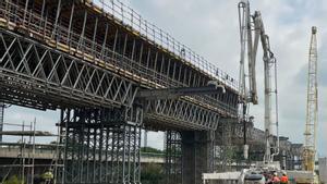 Viaducte del centre logístic de la Llagosta.  | EL PERIÓDICO