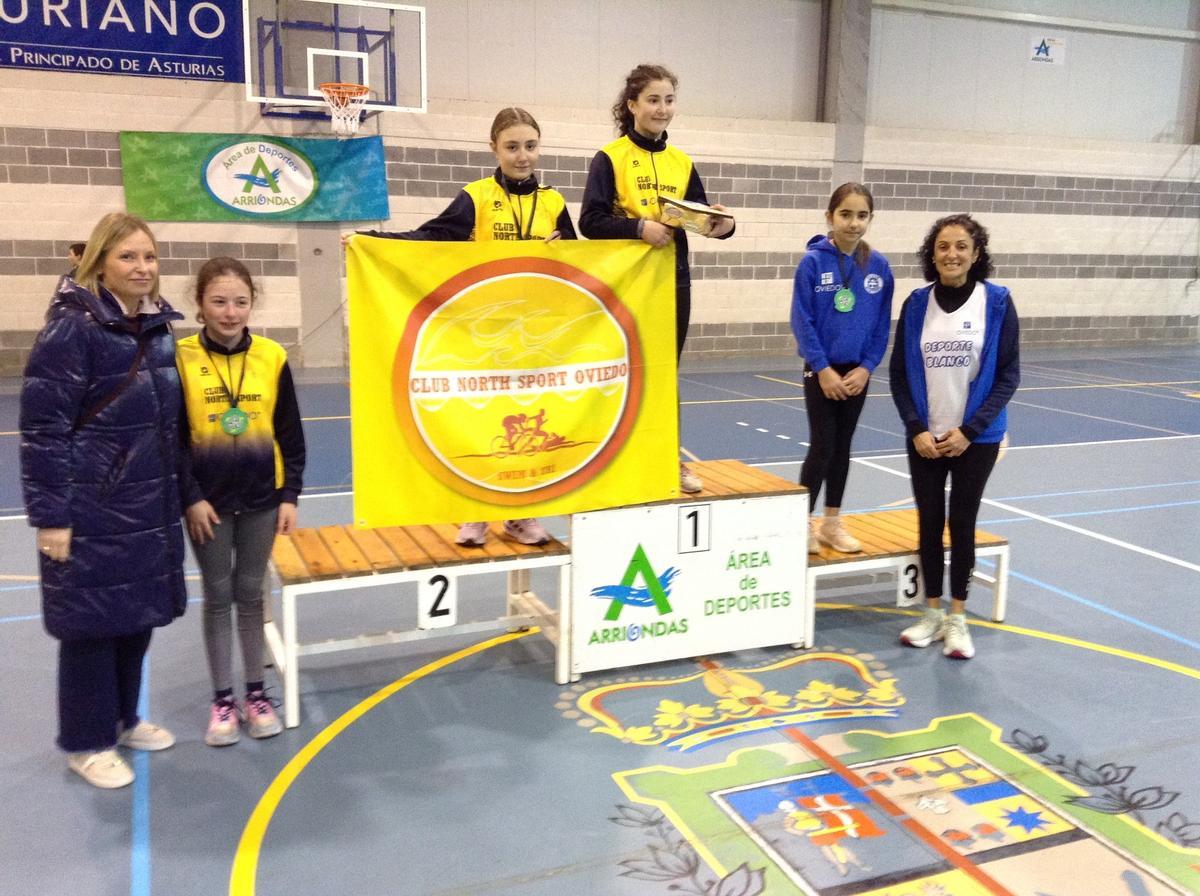 Uno de los podios de la jornada.