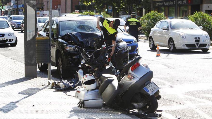 Fallece un motorista en una colisión frente al Clínico de Zaragoza