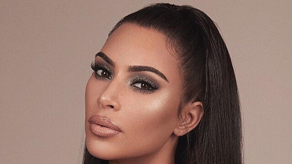 La nueva maquilladora de Kim Kardashian no es quien imaginas