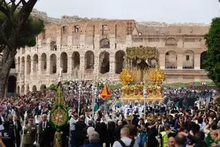 Gran procesión por el Jubileo de las Cofradías, en fotos